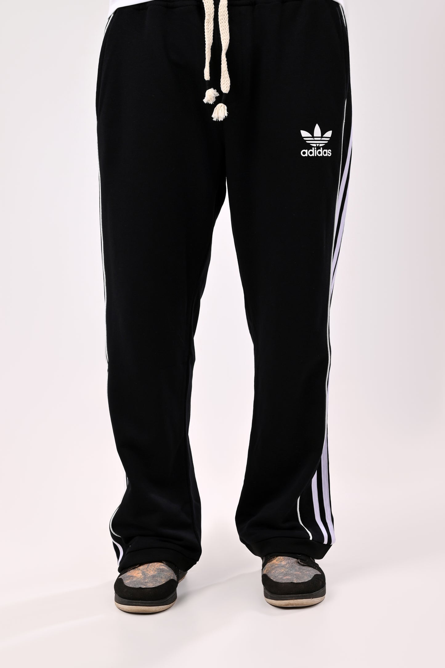 Adidas Sweatpants(Black)
